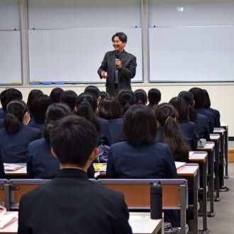 熊本商業高校の生徒さんが本学の「大学体験プログラム」に参加されました